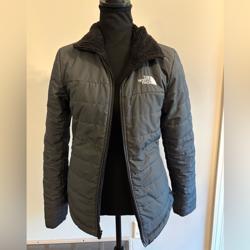 The North Face Women's Black and Gray REVERSIBLE Jacket